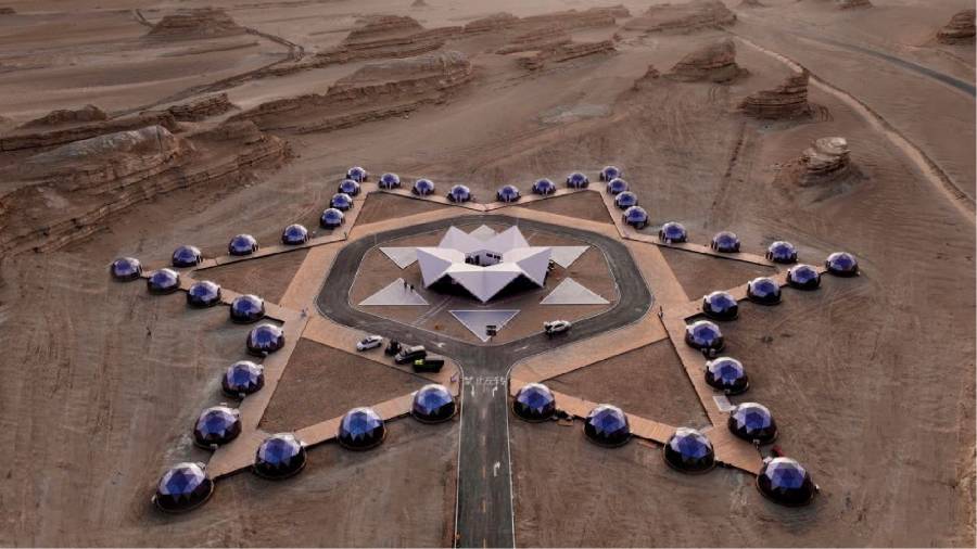 火星移民预演场——模拟外星环境的极端生存训练南丰县户外野奢帐篷实验项目